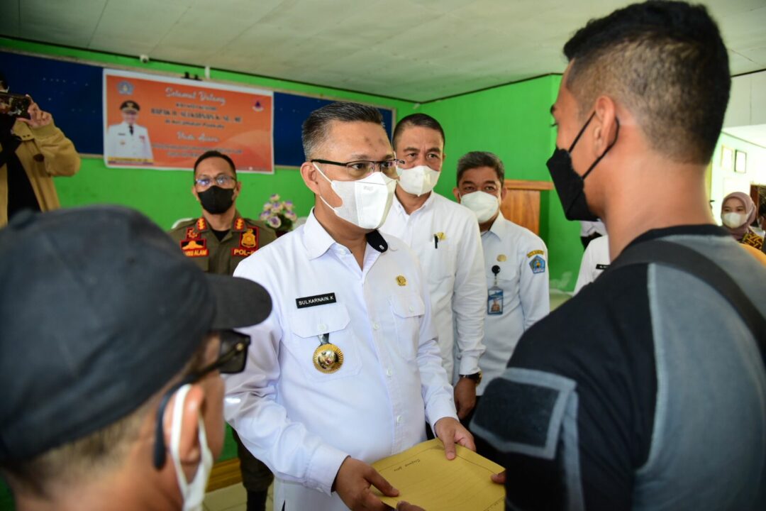 64 KK Korban Bencana Alam Cuaca Ekstrem Terima Bantuan Dari Pemkot Kendari 