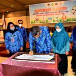 Pemkot Kendari Berikan Komitmen Lima Pilar Sanitasi Dapat Terwujud di Tahun 2022