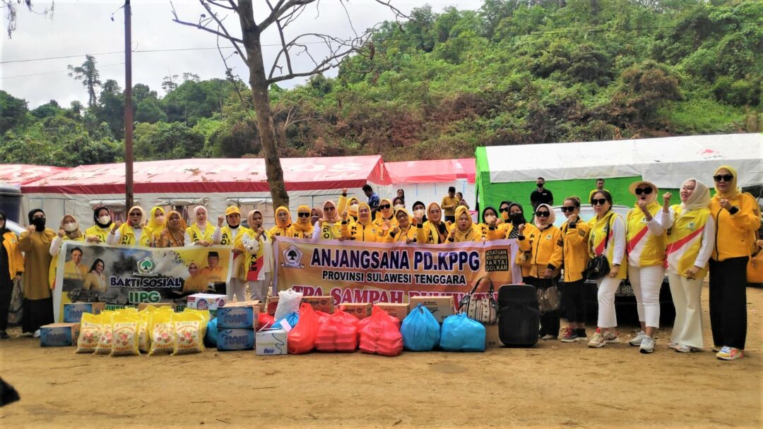 KPPG dan IIPG Sultra Salurkan Bantuan Pada Korban Terdampak Kebakaran di TPA Puuwatu