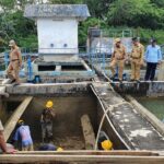Wali Kota Kendari Pantau Proses Pemasangan Mesin Pompa Baru PDAM, Diperkirakan Bakal Rampung Akhir Desember 