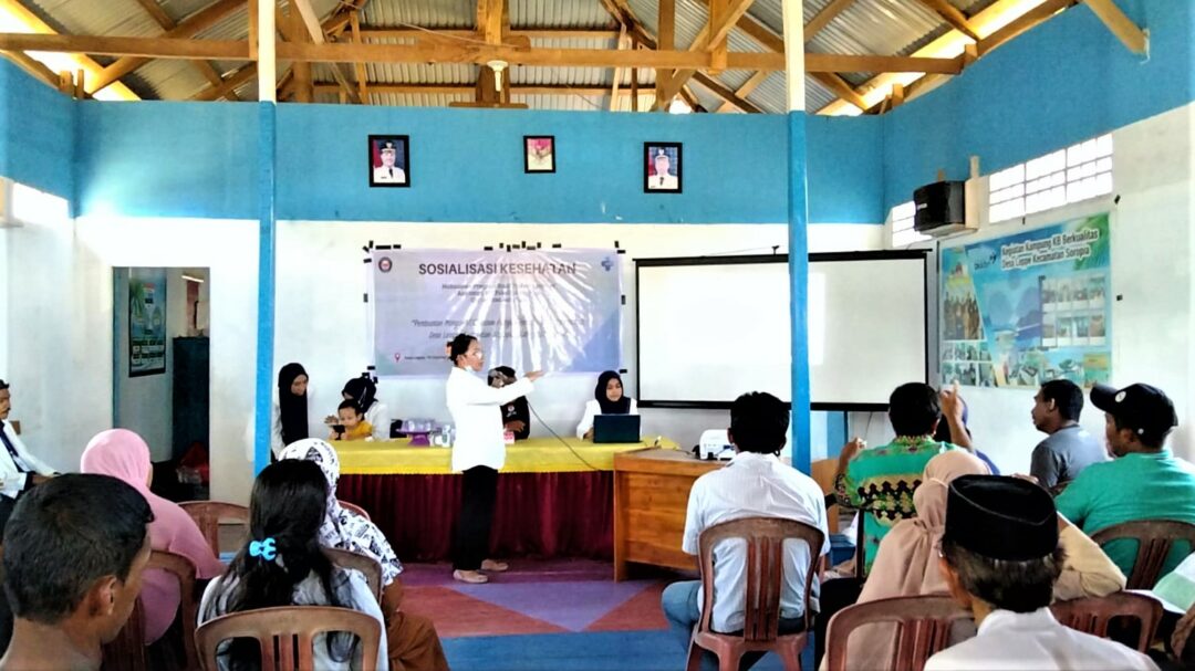 Mahasiswi Profesi Apoteker UHO Perkenalkan Manfaat Virgin Coconut Oil