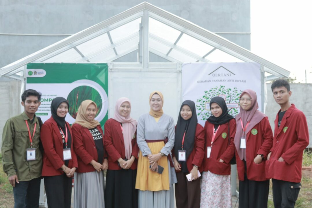 Lawan Inflasi, Mahasiswa FEBI UM Kendari Budidaya Bawang Merah Menggunakan Hydroponik