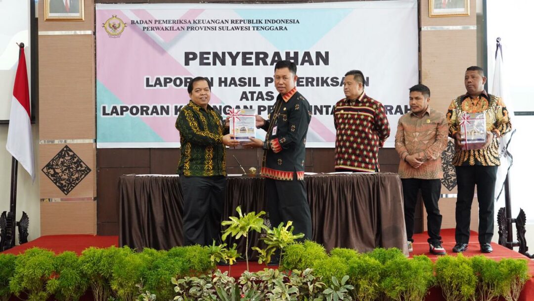 Pemkot Kendari Terima WTP Ke 10, Kabupaten Kota Di Sultra Termasuk Provinsi Diminta Belajar Ke Pemkot Kendari